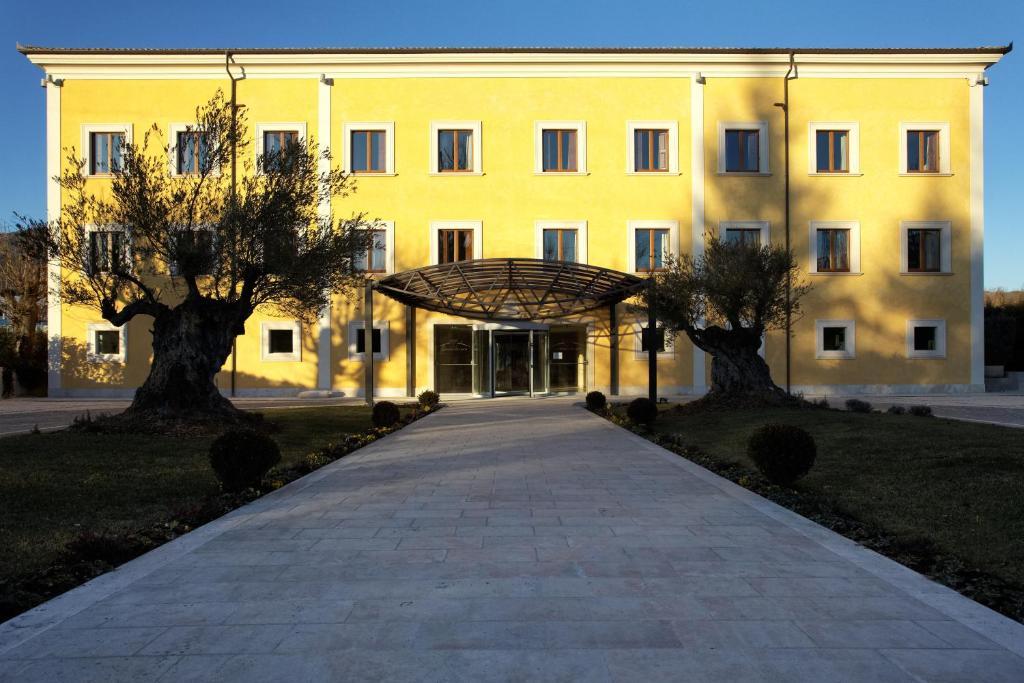 La Dimora Del Baco Hotel LʼAquila Екстериор снимка