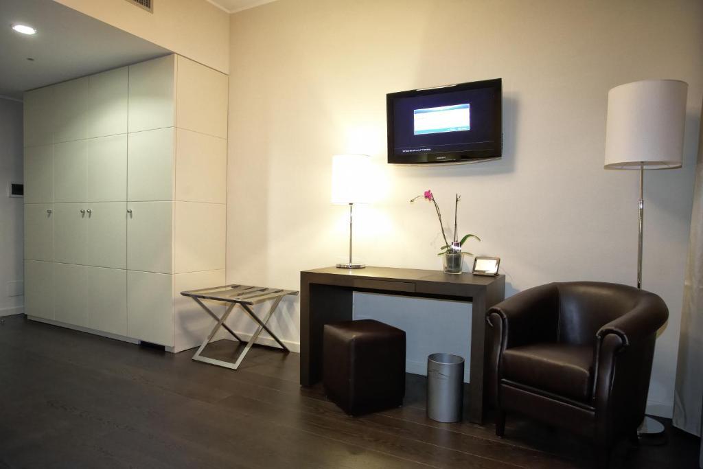 La Dimora Del Baco Hotel LʼAquila Стая снимка