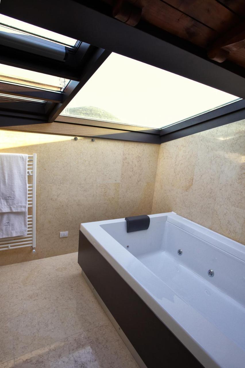 La Dimora Del Baco Hotel LʼAquila Екстериор снимка